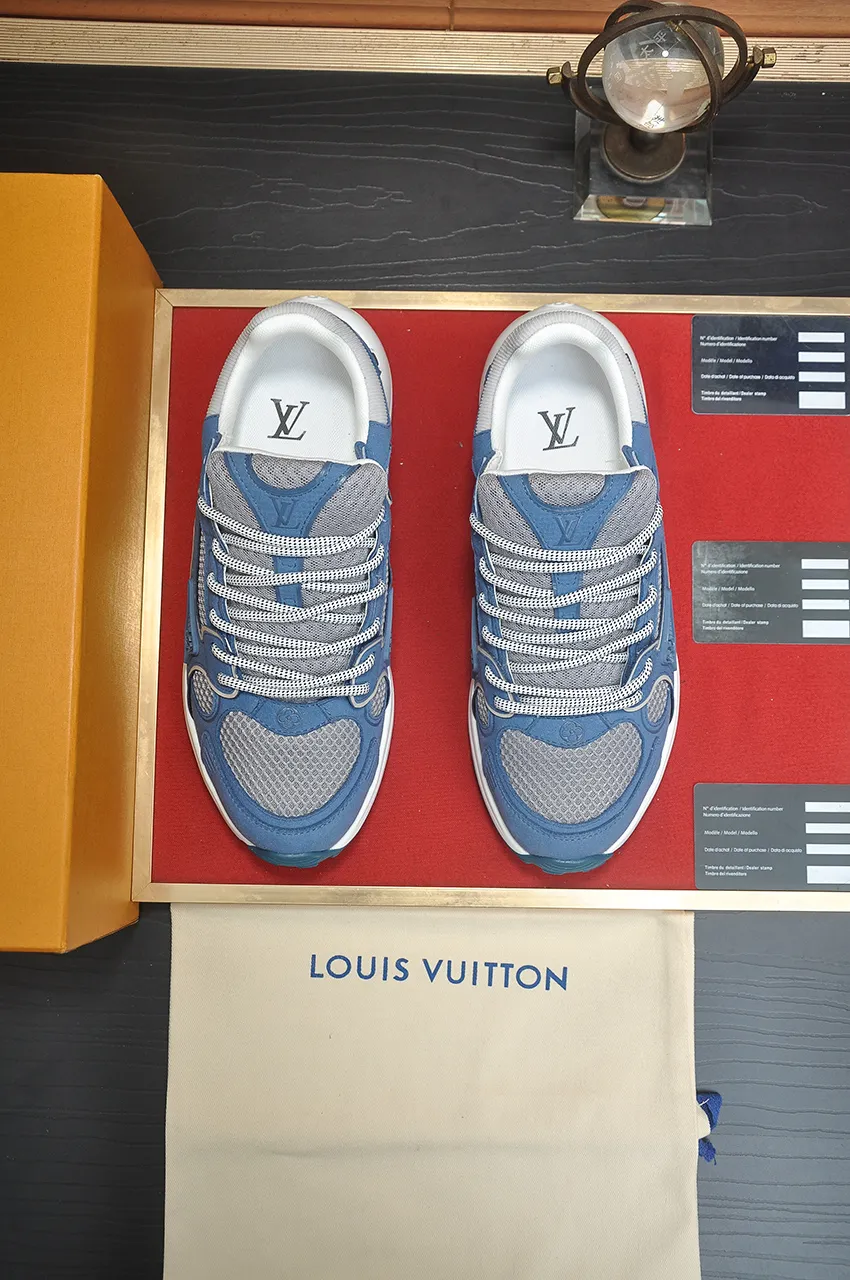 Men's men's shoes 💰640💶[LOUIS VUITTON] (couples 💑 style) new original order 🍀LV Louis Vuitton * - top version of LV classic trendy shoes! Made of imported original fabrics, mesh lining, and original wear-resistant rubber foam outsole! High quality products! Size (Female 35-39) (Male 39-44)